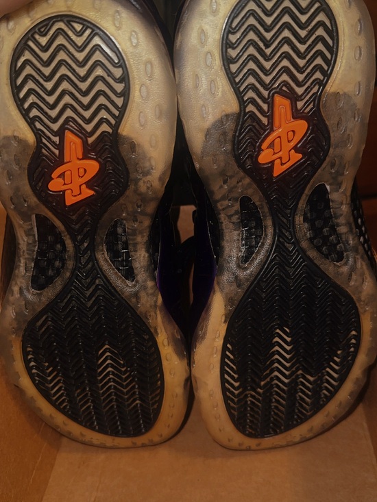 Nike Air Foamposite One
Phoenix Suns